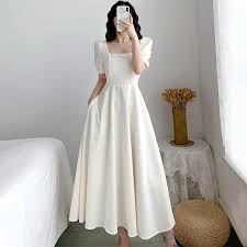 The Porcelain: Elegant White Lace Evening Gown